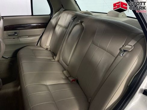 Used 2011 Mercury Grand Marquis LS RWD image 14