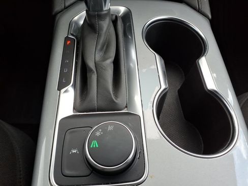 Used 2021 Chevrolet Blazer LT FWD image 22
