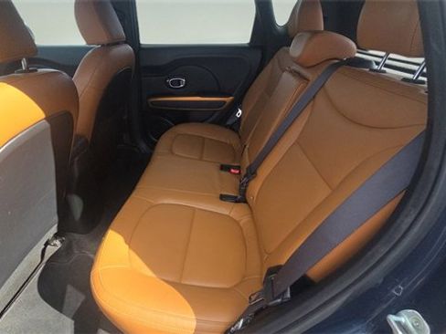 Used 2016 Kia Soul ! w/ Umber Package 1 image 30