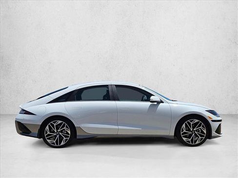 Used 2024 Hyundai Ioniq 6 SEL AWD/4WD image 4