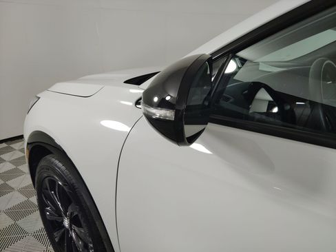 Used 2025 Buick Envista Sport Touring image 17