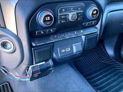 Used 2021 Chevrolet Silverado 1500 RST AWD/4WD image 16