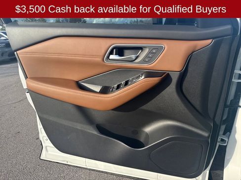 New 2026 Nissan Rogue Platinum w/ Platinum Premium Package image 12