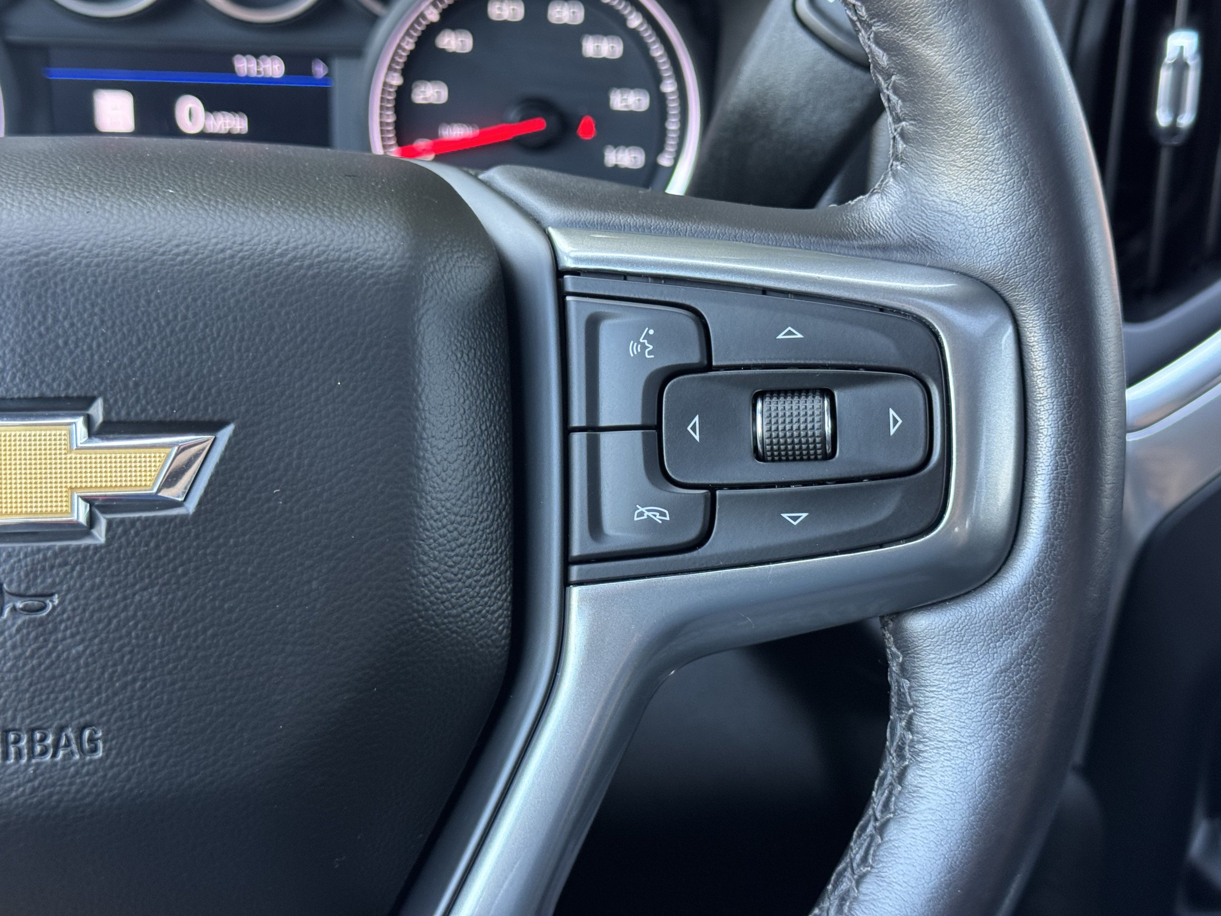 Used 2022 Chevrolet Silverado 1500 LTZ w/ LTZ Convenience Package II AWD/4WD image 35
