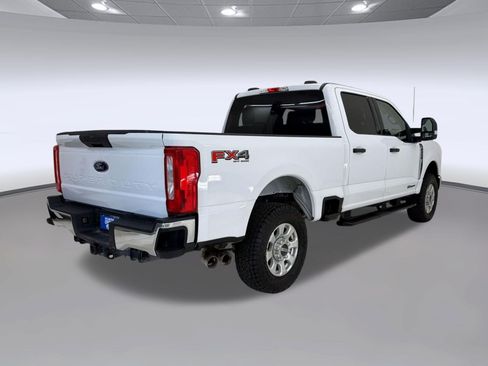 Certified 2024 Ford F250 XLT w/ FX4 Off-Road Package AWD/4WD image 9