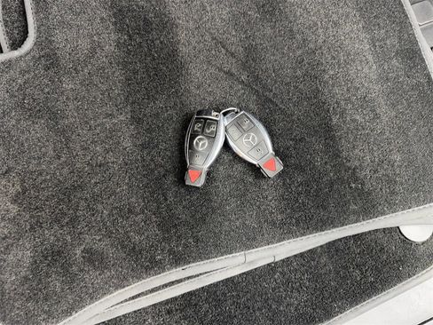 Used 2014 Mercedes-Benz E 350 Sedan image 77