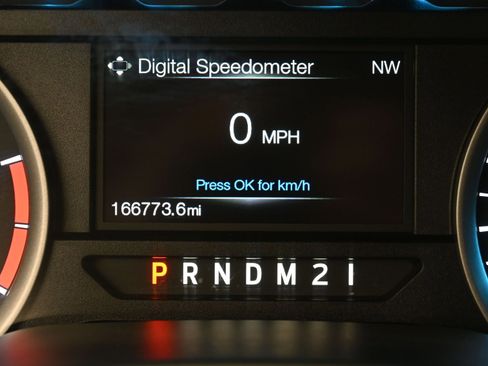 Used 2017 Ford F350 XLT w/ XLT Premium Package image 15