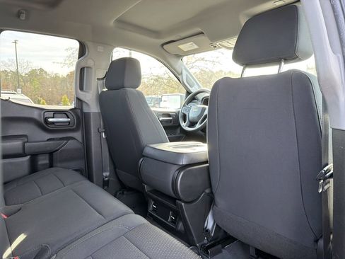 Used 2021 Chevrolet Silverado 1500 Custom image 16
