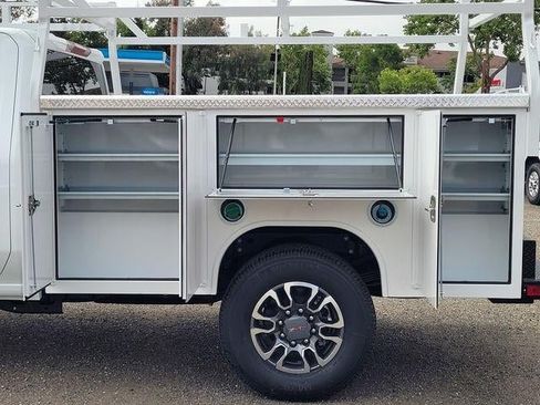 New 2026 GMC Sierra 3500 Pro w/ Convenience Package AWD/4WD image 10
