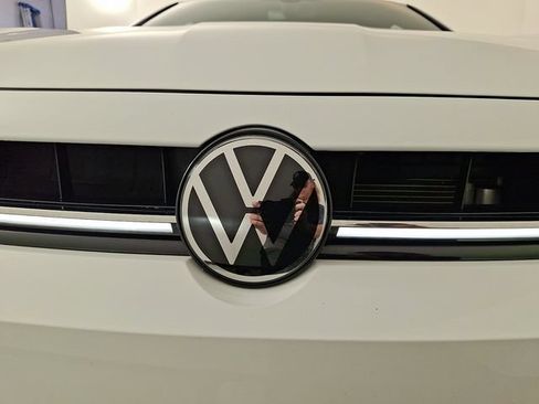 Used 2025 Volkswagen Jetta Sport FWD image 38