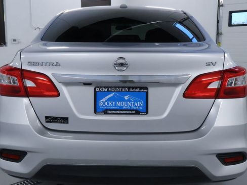 Used 2017 Nissan Sentra SV image 6