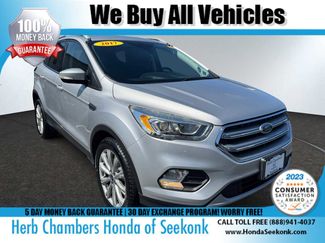 Used 2017 Ford Escape Titanium image 1
