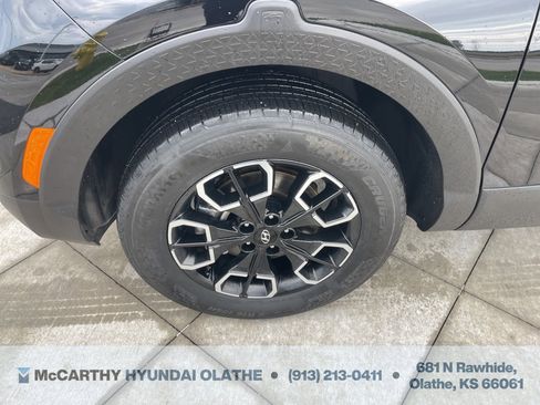 Certified 2024 Hyundai Santa Cruz SEL w/ Activity Package image 18