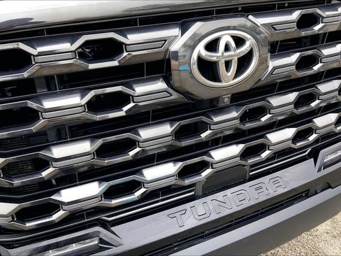 Used 2022 Toyota Tundra Platinum image 29