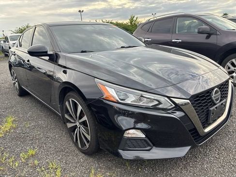 Certified 2019 Nissan Altima 2.5 SR AWD/4WD image 3