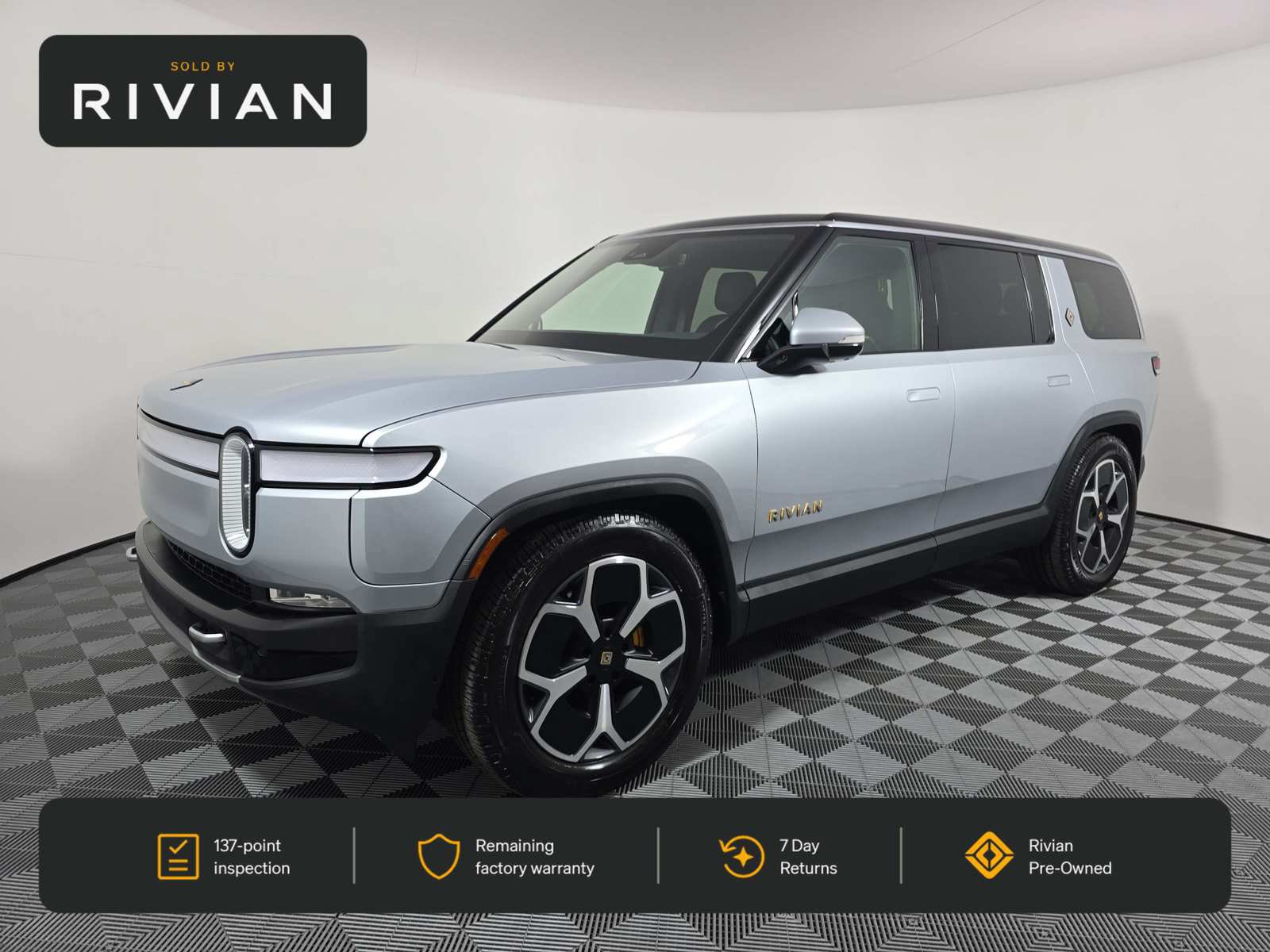 Used 2024 Rivian R1S Adventure Quad AWD/4WD image 1
