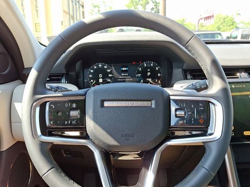Certified 2025 Land Rover Discovery Sport S AWD/4WD image 20