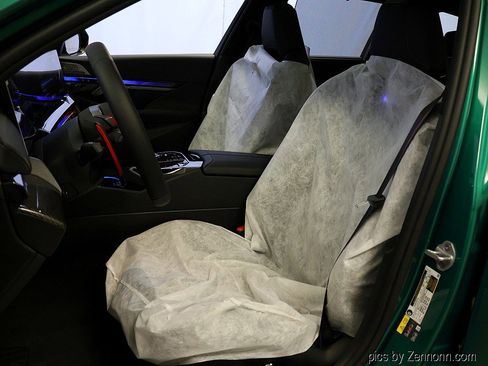 New 2026 BMW M5 Touring image 11