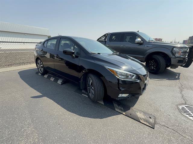 Used 2020 Nissan Versa SR FWD image 31