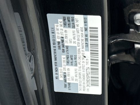 Used 2023 MAZDA CX-30 AWD 2.5 S w/ Preferred Package image 9