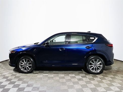 New 2025 MAZDA CX-5 AWD 2.5 S w/ Premium Plus Pkg image 4