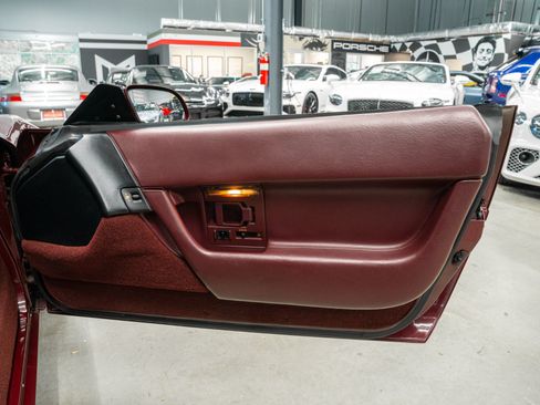Used 1993 Chevrolet Corvette Convertible RWD image 37