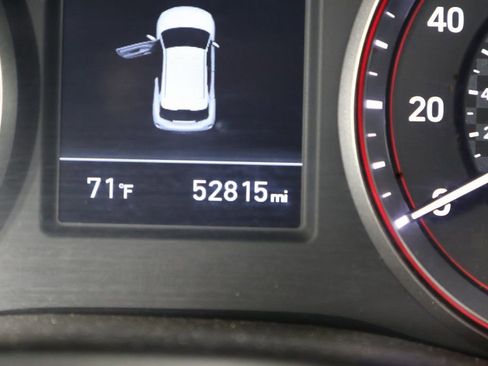 Used 2020 Hyundai Veloster 2.0 FWD image 15