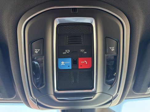 New 2026 Jeep Grand Cherokee L Laredo w/ MOPAR Finishing Package AWD/4WD image 23