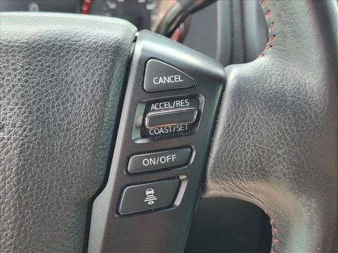 Used 2021 Nissan Titan PRO-4X w/ Pro-4x Convenience Package AWD/4WD image 15