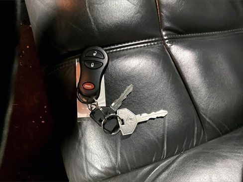 Used 1999 Plymouth Prowler Base image 26