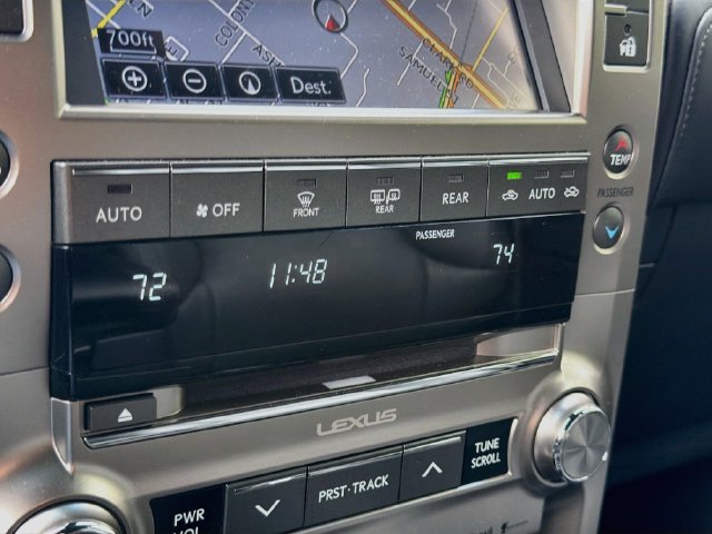 Used 2021 Lexus GX 460 Luxury w/ Accessory Package AWD/4WD image 35