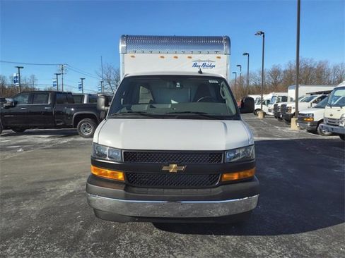 New 2024 Chevrolet Express 3500 w/ Power Convenience Package image 2