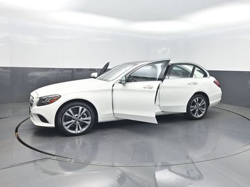 Used 2020 Mercedes-Benz C 300 4MATIC Sedan image 32