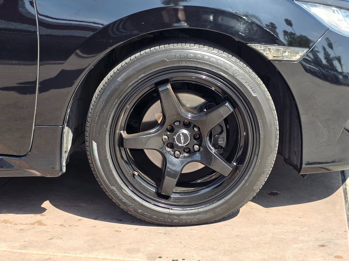 Used 2018 Honda Civic EX-T image 13