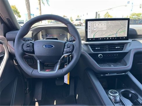 New 2025 Ford Explorer ST image 38