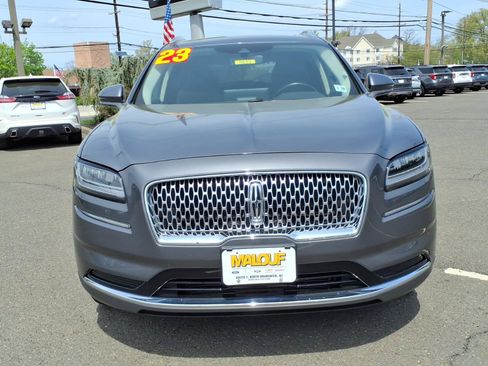 Used 2023 Lincoln Nautilus Reserve image 2