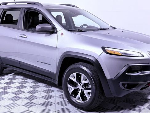 Used 2015 Jeep Cherokee Trailhawk w/ Comfort/Convenience Group image 1