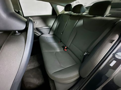 Used 2025 Kia K4 LXS image 25