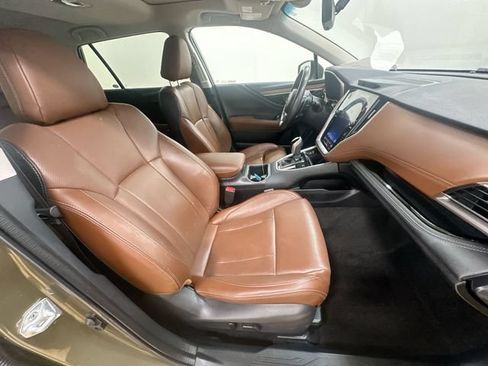 Used 2021 Subaru Outback Touring w/ Popular Package #2 AWD/4WD image 27