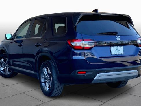 Used 2025 Honda Pilot EX-L image 11