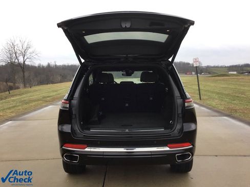 Used 2022 Jeep Grand Cherokee Overland image 5