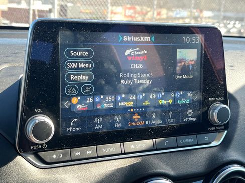 Used 2023 Nissan Sentra SR w/ SR Premium Package image 10