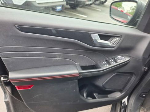 Used 2024 Ford Escape ST-Line w/ Tech Pack #1 AWD/4WD image 34