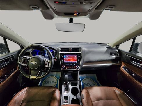 Used 2019 Subaru Outback 3.6R Touring AWD/4WD image 10