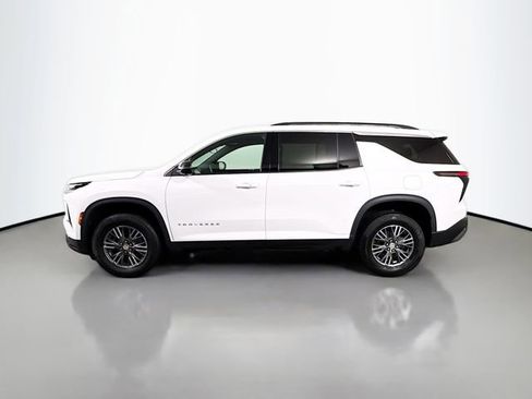 Used 2024 Chevrolet Traverse LT w/ LPO, Floor Liner Package image 8