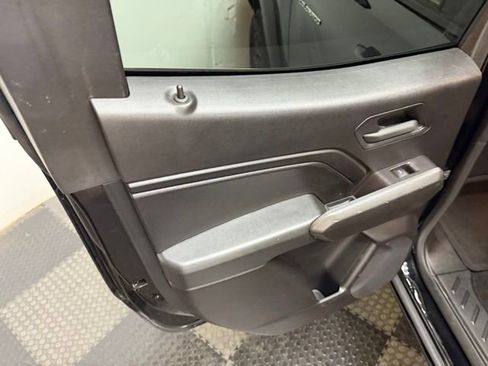 Certified 2024 Chevrolet Colorado Trail Boss w/ Advanced Trailering Package image 32