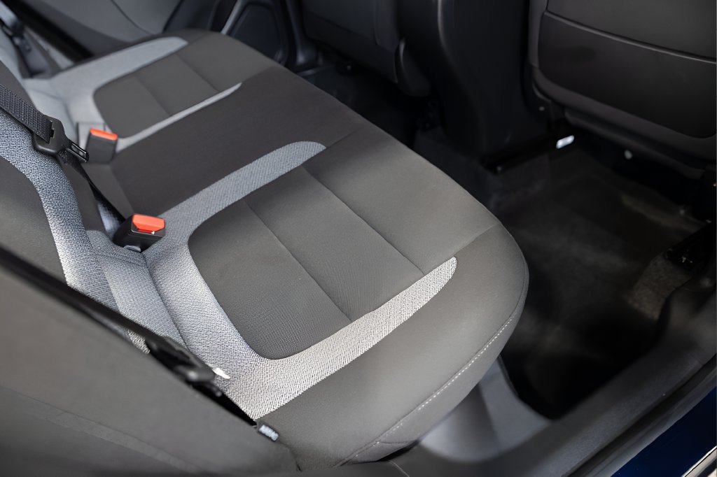 Used 2023 Chevrolet TrailBlazer LT FWD image 65