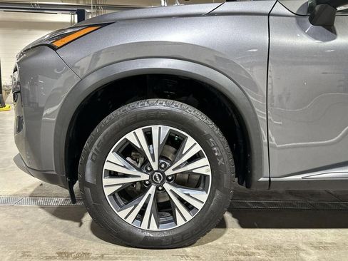 Used 2022 Nissan Rogue SV AWD/4WD image 18
