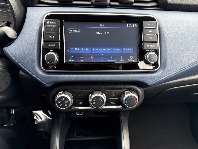 Used 2024 Nissan Versa SV FWD image 22