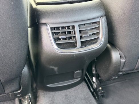 Certified 2025 Chevrolet Malibu LT image 24